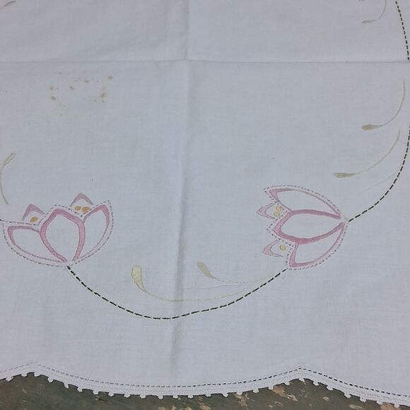 Vintage table runner with embroidered lilys, crocheted mat,& 2 More Pcs. - Picture 9 of 9